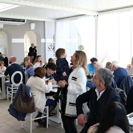 Tenuta Santo Stefano Azienda Agrituristica Santo Stefano del Sole 外观 照片