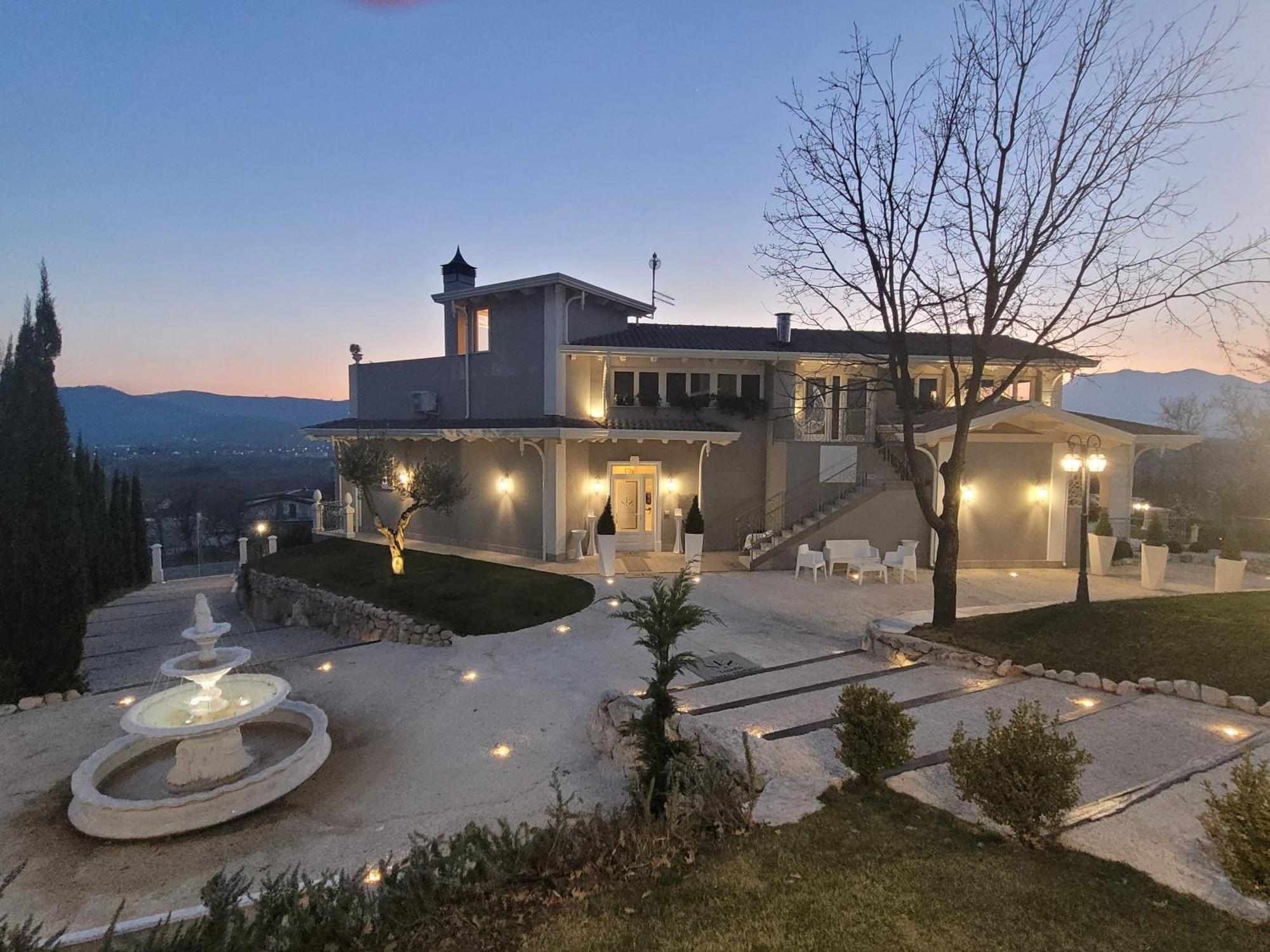 Tenuta Santo Stefano Azienda Agrituristica Santo Stefano del Sole 外观 照片