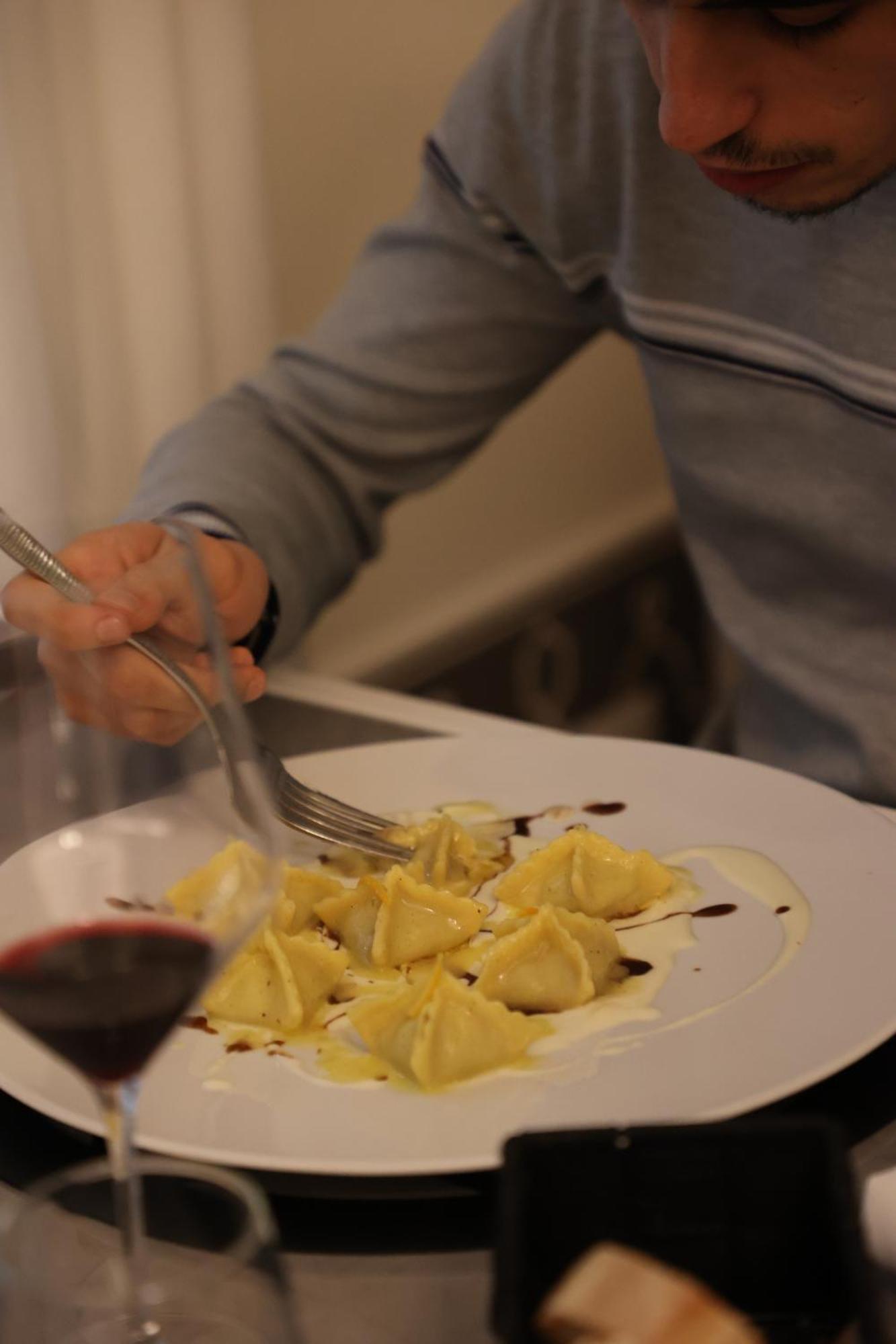 Tenuta Santo Stefano Azienda Agrituristica Santo Stefano del Sole 外观 照片